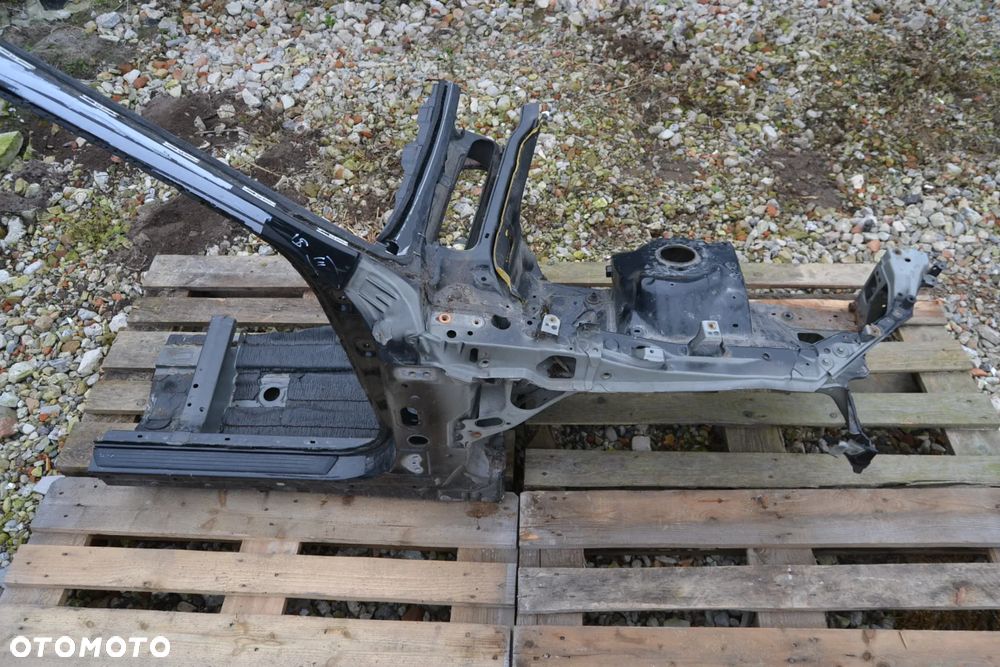 Ćwiartka prawy przód lexus is mk3 is300h is 200t - 2