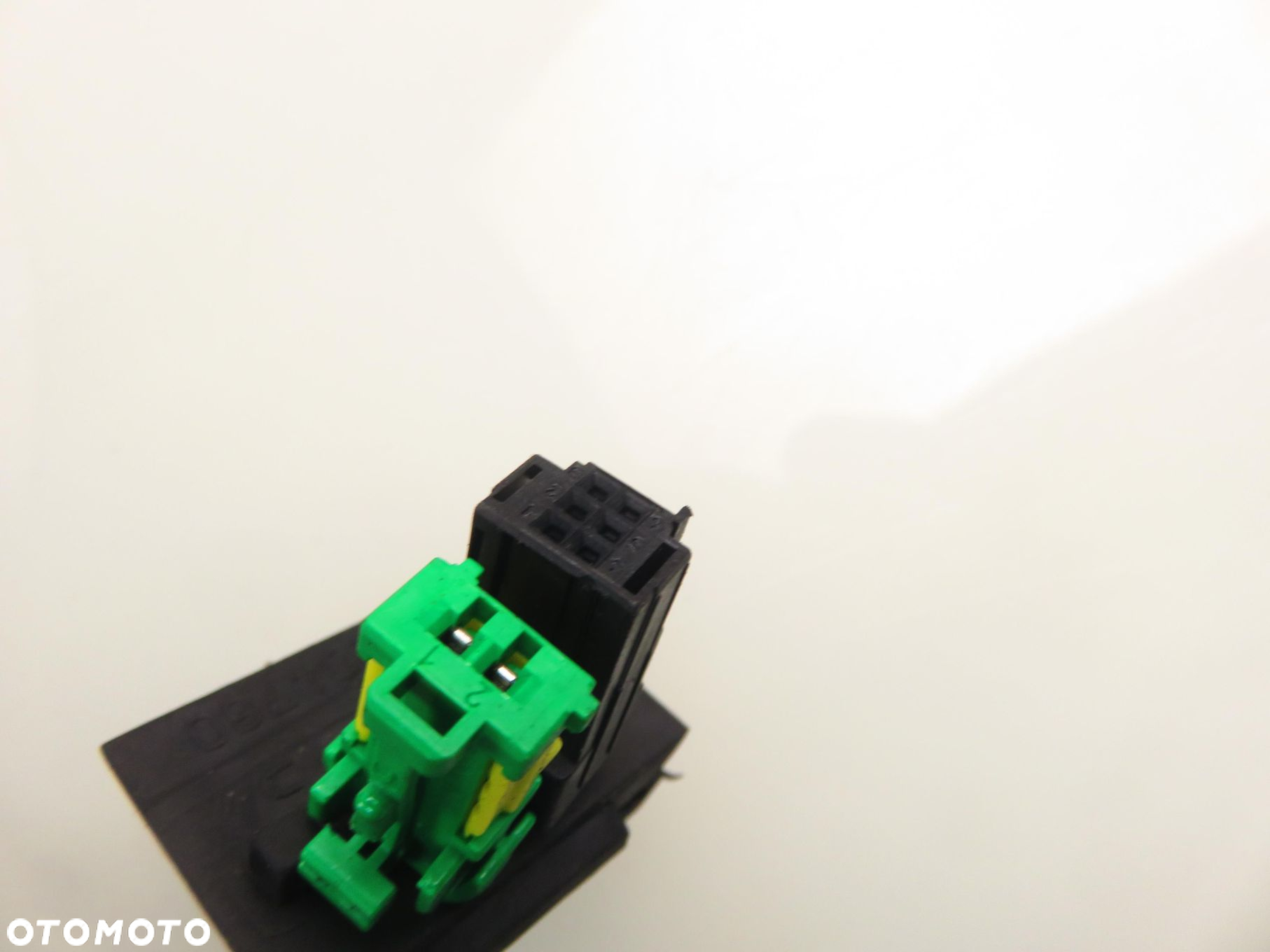 LUSTERKO LEWE CITROEN C4 I 5 PIN  KPU - 2