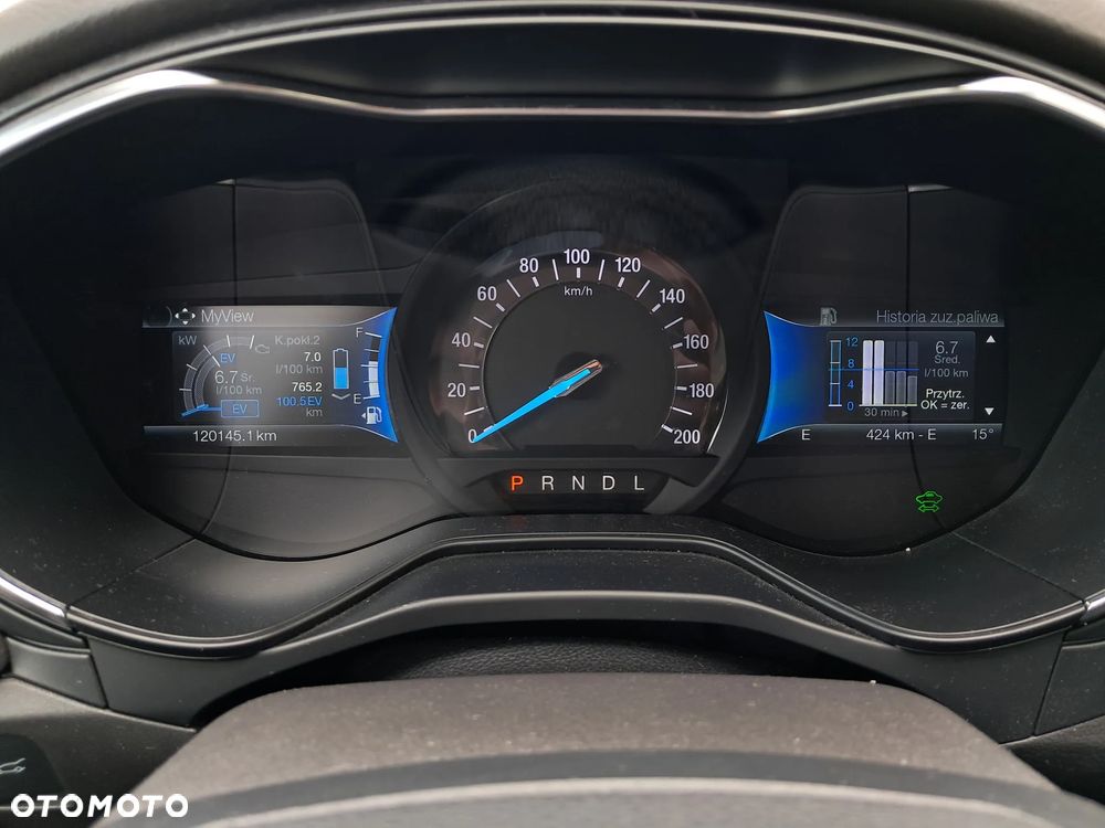 Ford Mondeo 2.0 Hybrid Titanium - 18