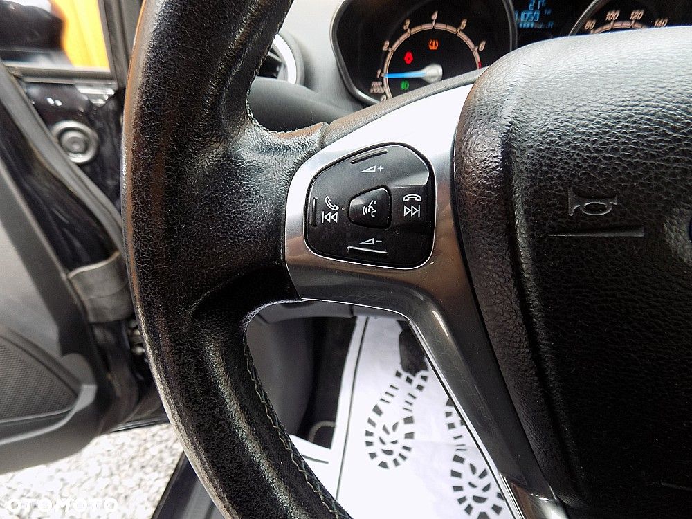Ford Fiesta 1.0 Celebration - 12