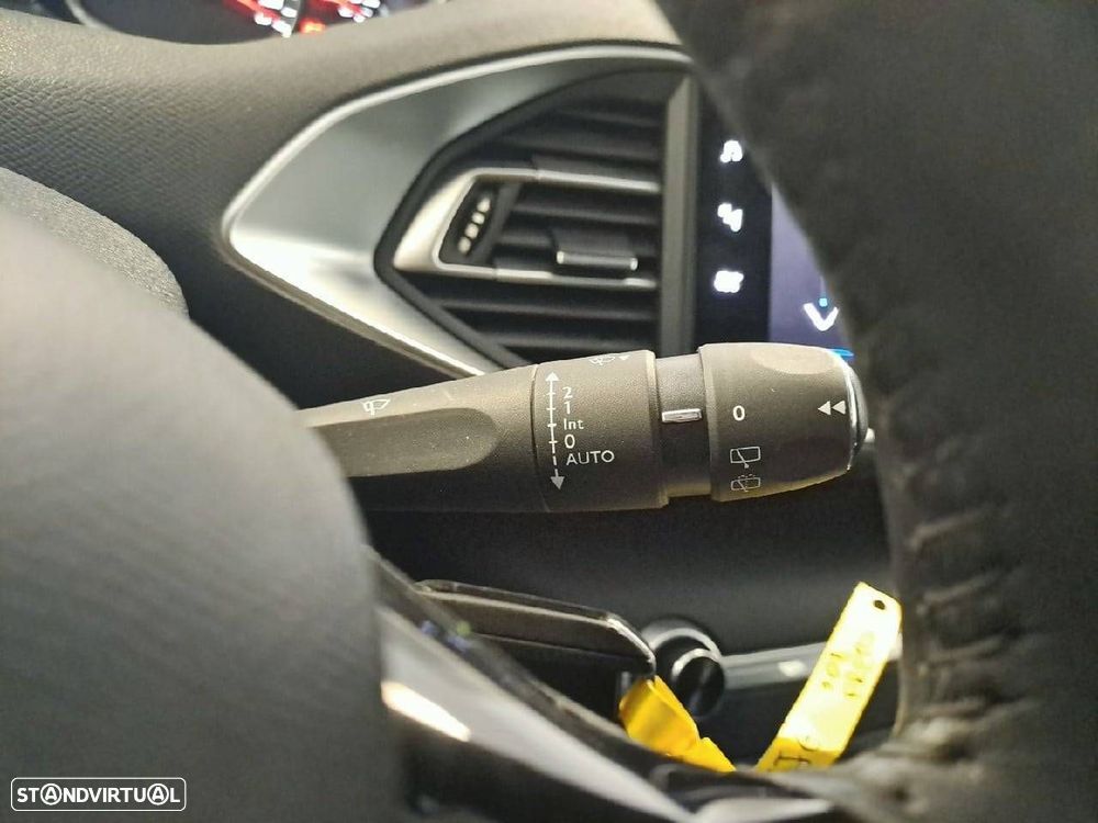 Peugeot 308 1.5 BlueHDi Style - 15