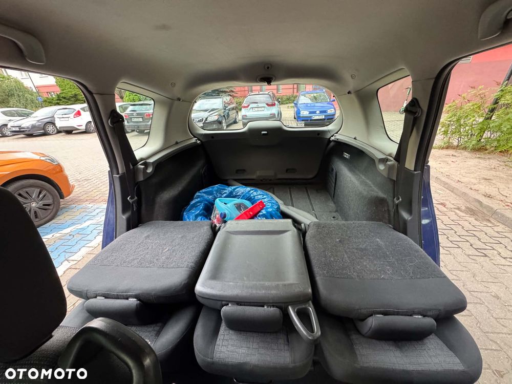 Renault Scenic 1.9 dCi Expression - 16