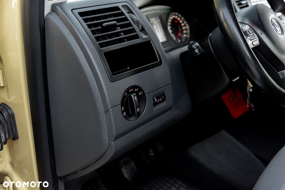 Volkswagen California - 18
