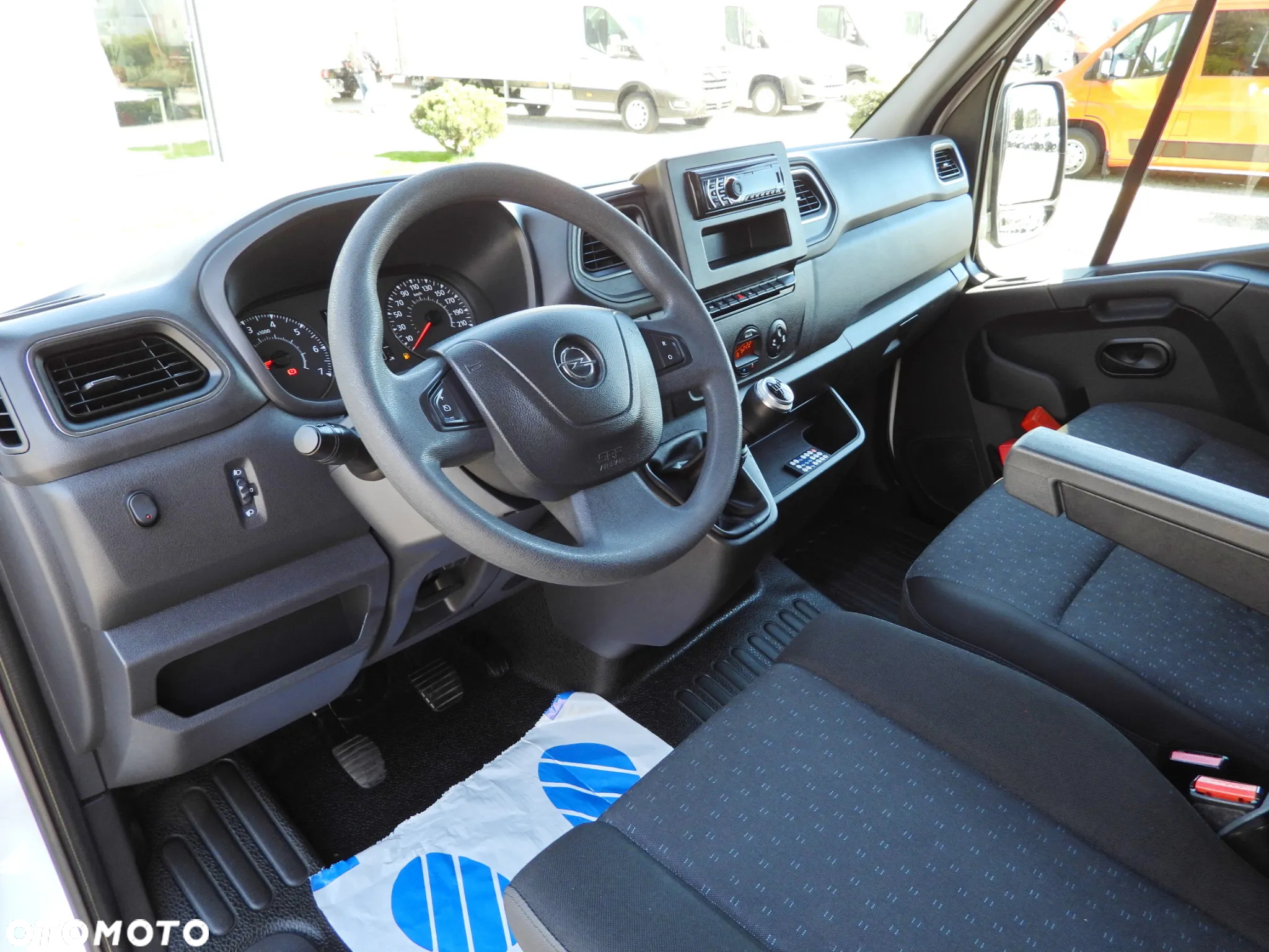 Opel MOVANO  PLANDEKA WINDA 9 PALET WEBASTO TEMPOMAT LEDY PNEUMATYKA KLIMATYZACJA 165KM [ 272388 ] - 3