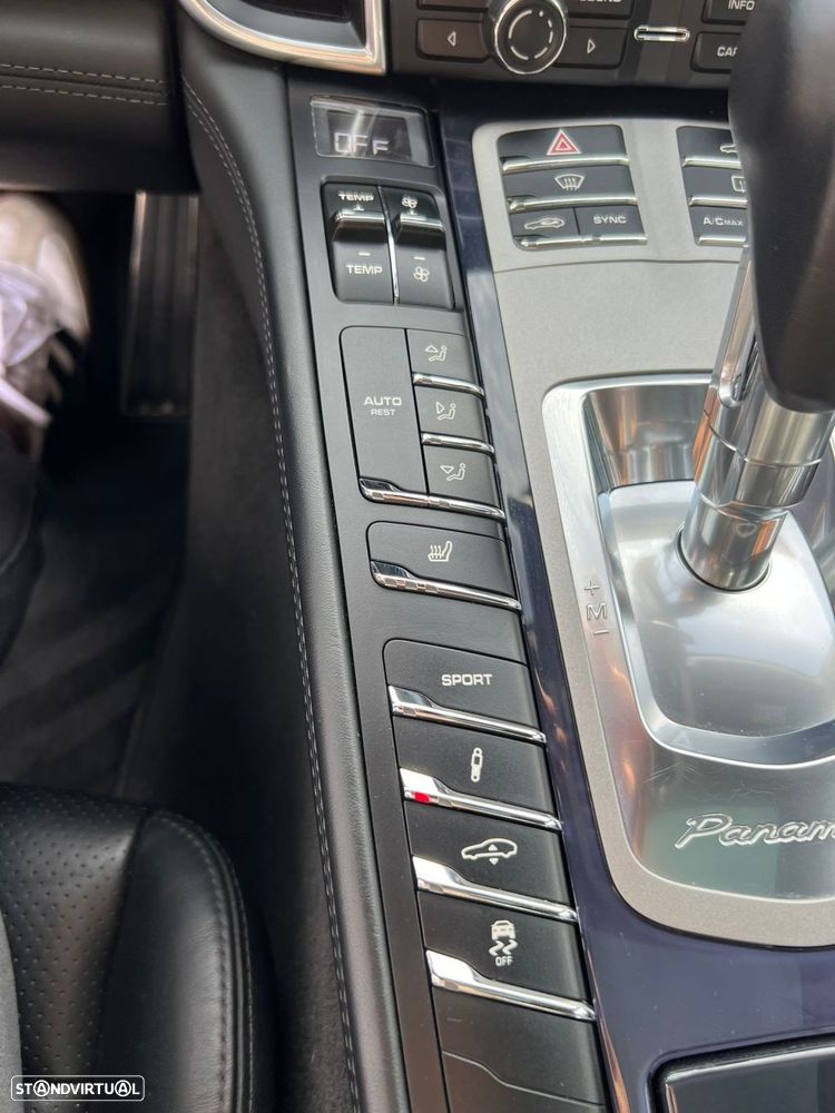 Porsche Panamera - 37