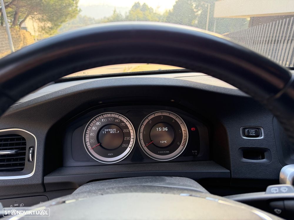 Volvo V60 2.0 D3 Summum - 8