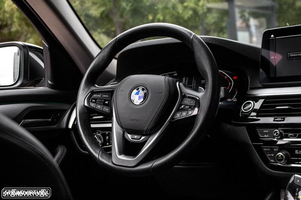 BMW 520 d Line Luxury Auto - 36