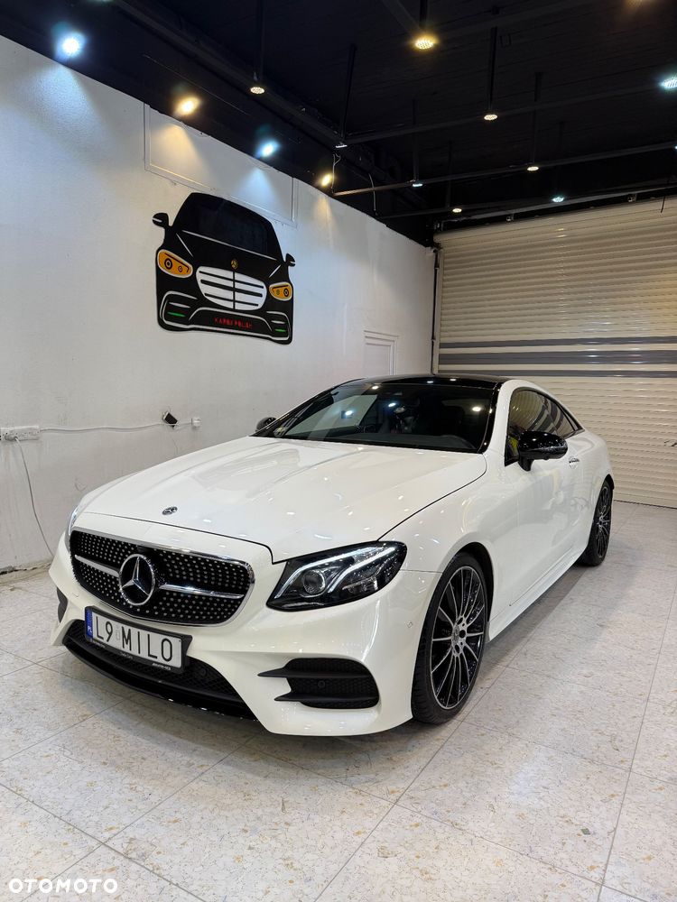 Mercedes-Benz Klasa E 200 4-Matic 9G-TRONIC - 9