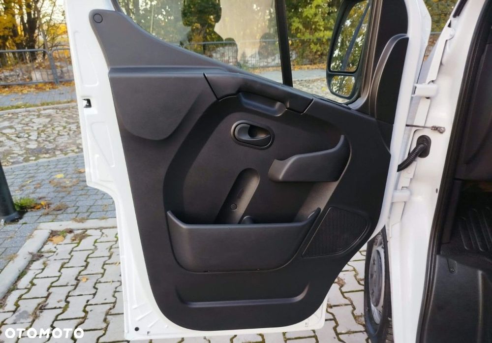 Renault Master - 18