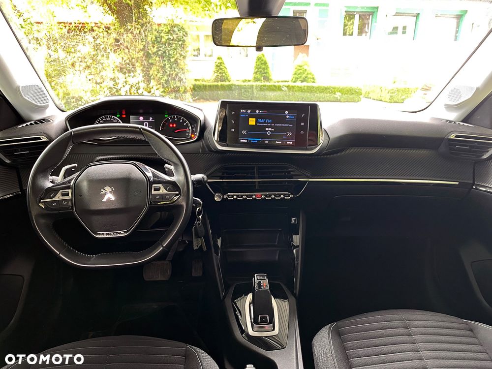 Peugeot 208 PureTech 100 EAT8 GT - 11