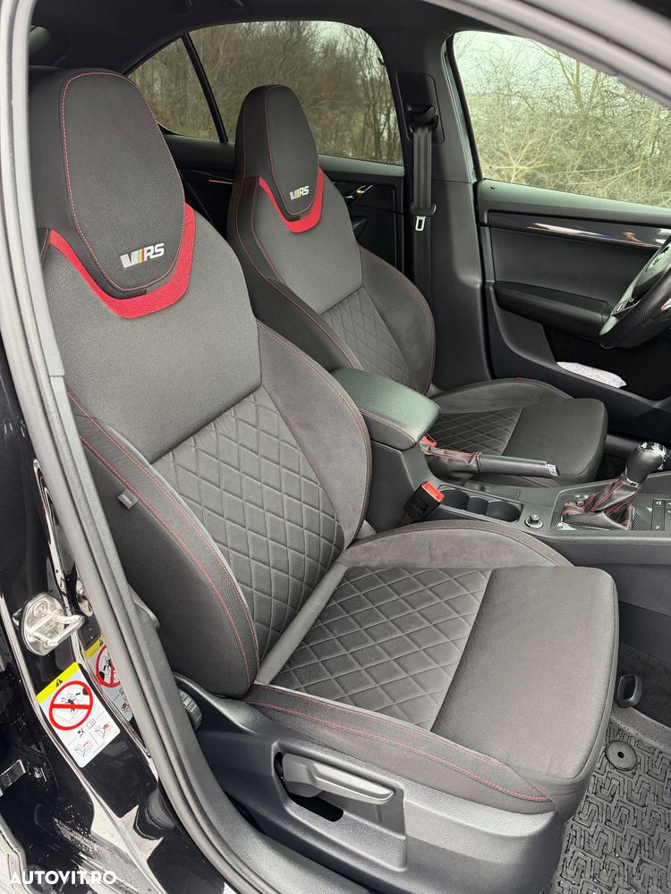 Skoda Octavia 2.0 245 TSI DSG RS - 13