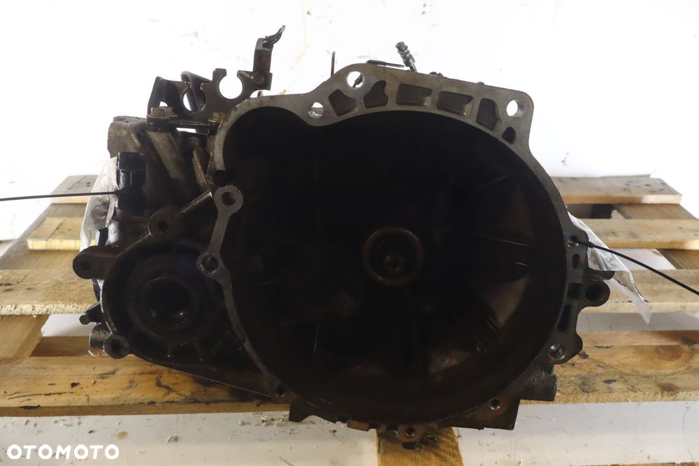 SKRZYNIA BIEGÓW 5 BIEGOWA KIA SPORTAGE II LIFT 2.0 L8 - 1