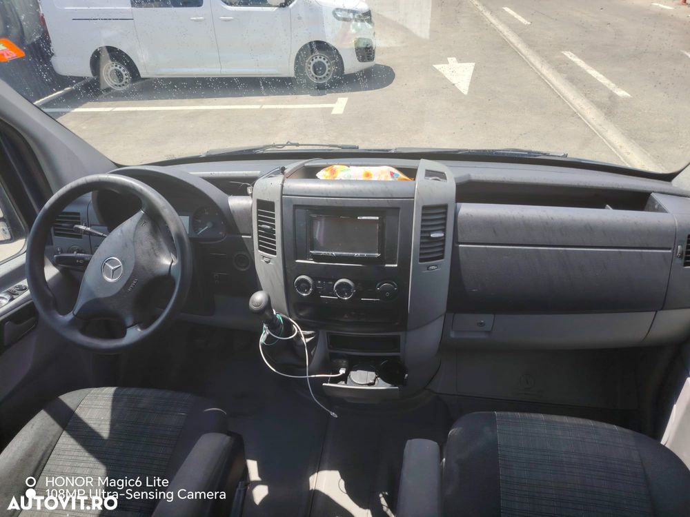 Mercedes-Benz SPRINTER - 4