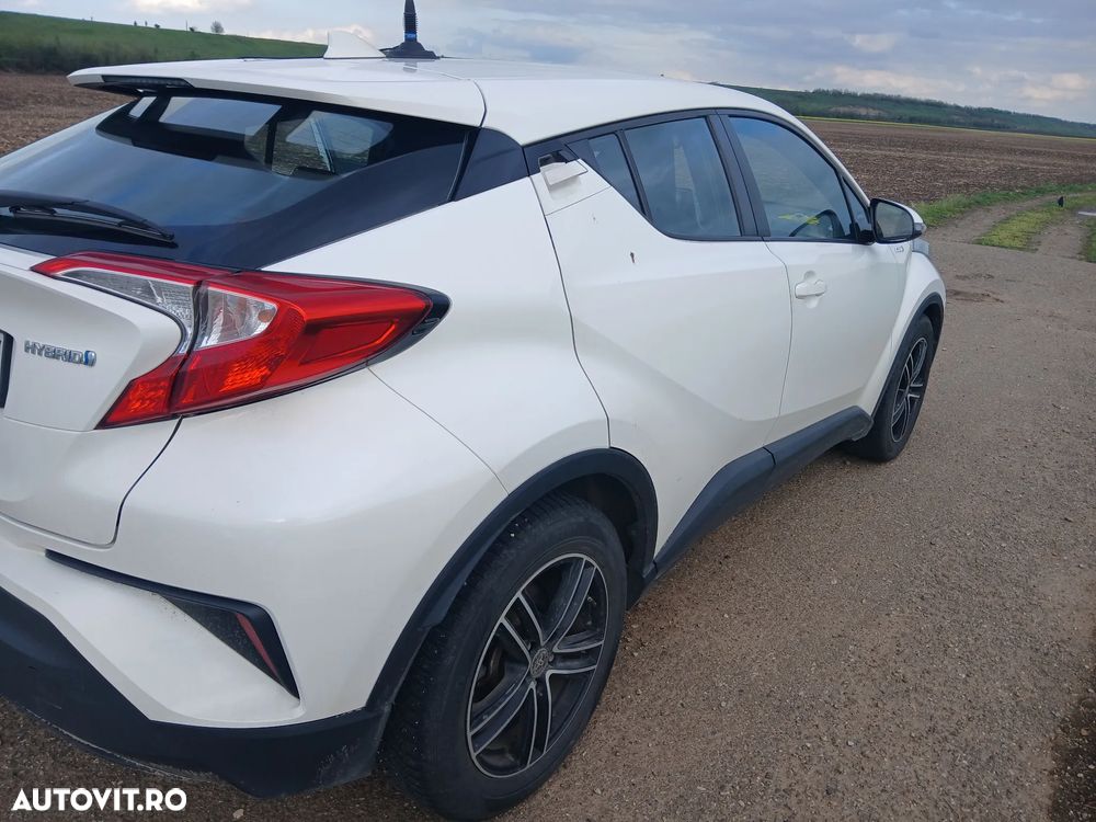 Toyota C-HR 1.8 HSD 4x2 CVT C-ult LED - 7