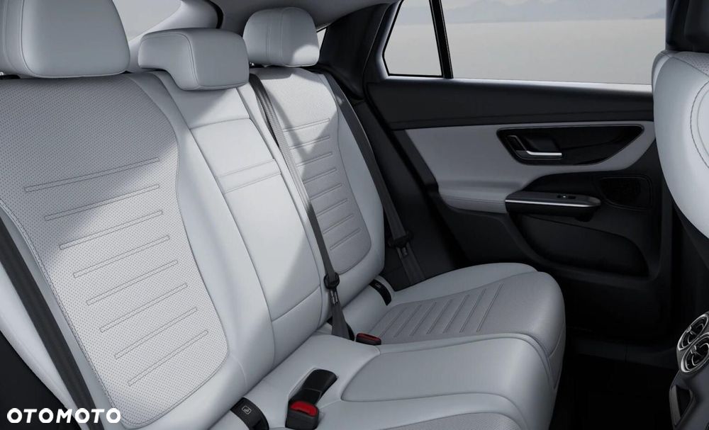 Mercedes-Benz GLC - 7
