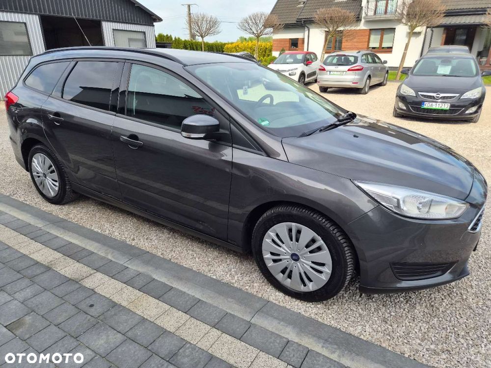 Ford Focus - 12