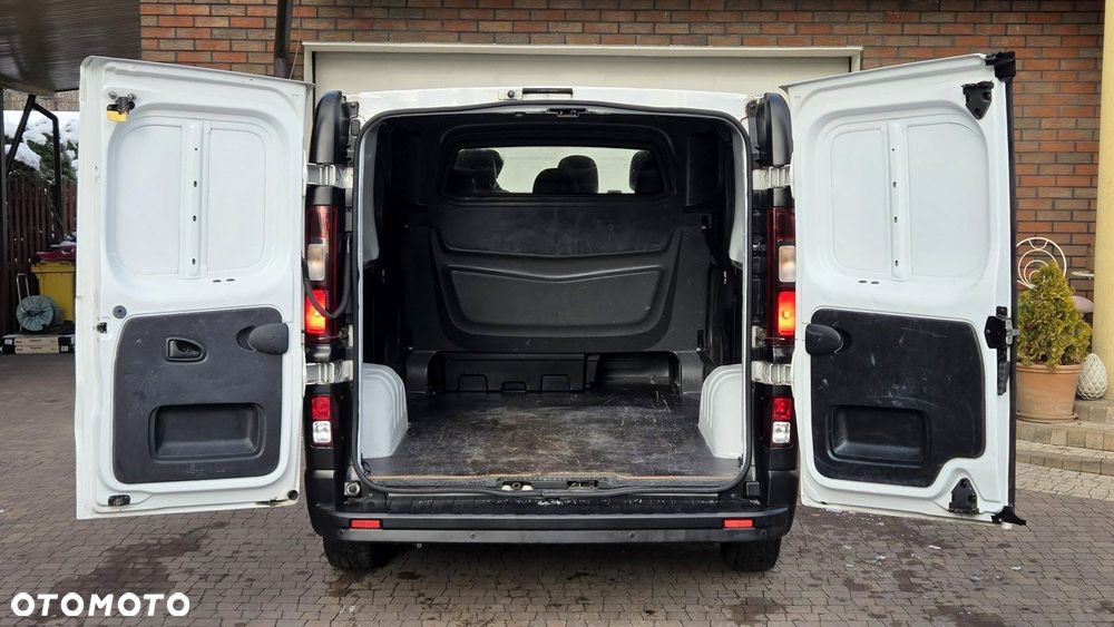 Renault Trafic - 10