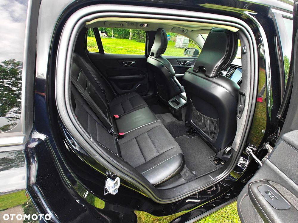Volvo V60 D4 Geartronic Momentum Pro - 12
