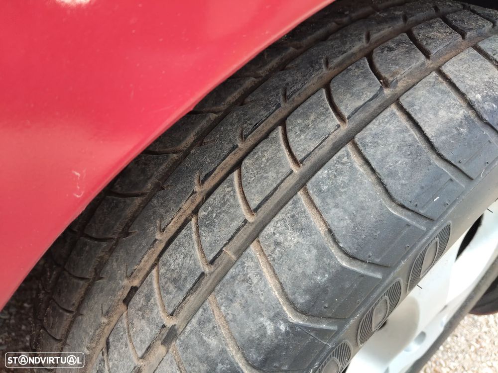 Alfa Romeo 147 1.6 TS Distinctive - 23