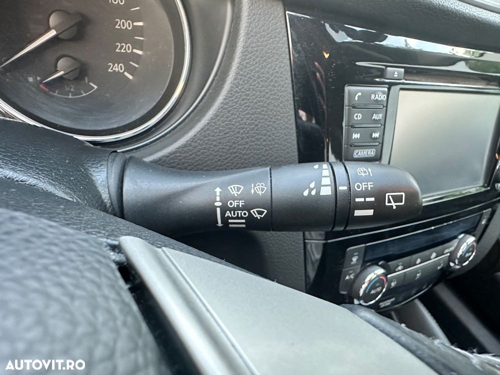 Nissan Qashqai 1.6 DCI Start/Stop X-TRONIC N-Connecta - 30