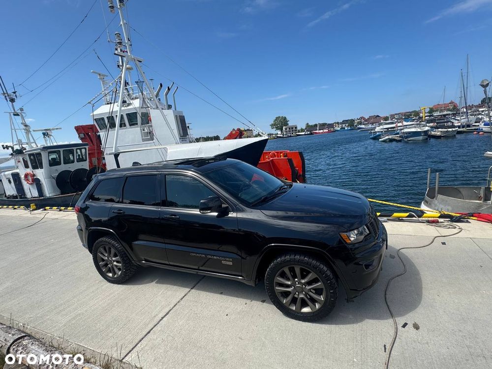 Jeep Grand Cherokee - 13