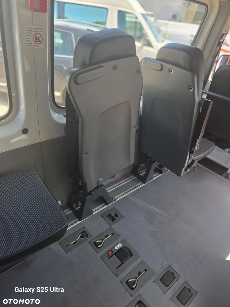 Volkswagen Crafter - 21