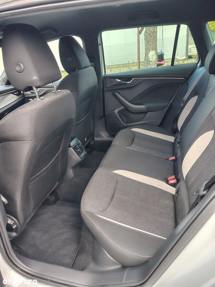 Skoda Kamiq 1.5 TSI Style DSG - 10