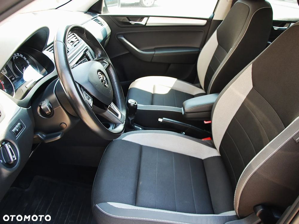 Skoda RAPID 1.0 TSI Ambition - 6