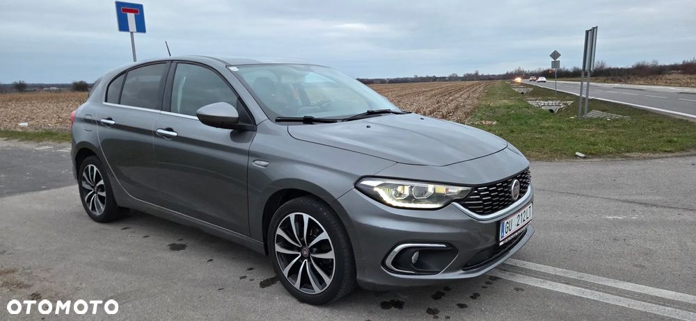 Fiat Tipo 1.4 T-Jet 16v Lounge - 2