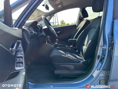 Hyundai ix20 1.4 blue Comfort - 14