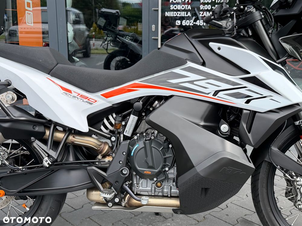 KTM Adventure - 7