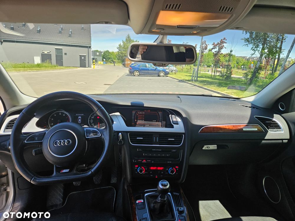 Audi A4 Limousine 3.2 FSI Quattro - 4