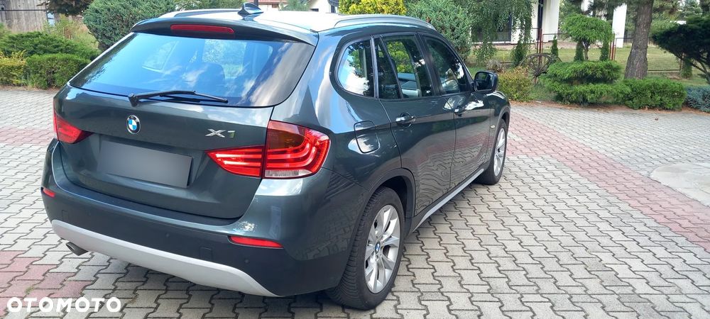 BMW X1 xDrive20d - 9