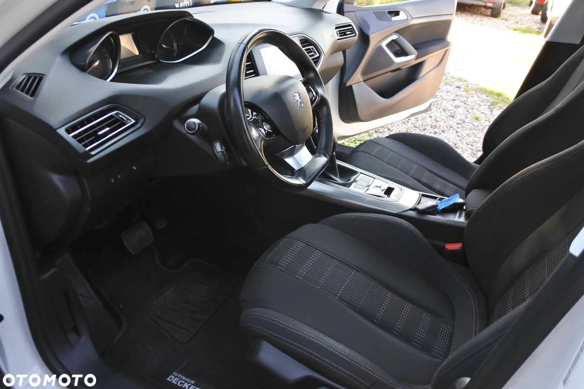 Peugeot 308 PureTech 130 EAT8 Allure - 10