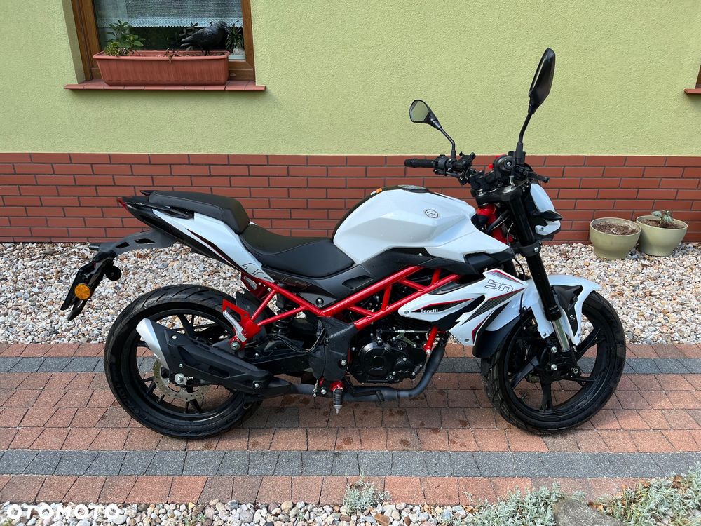 Benelli BN 125 - 7