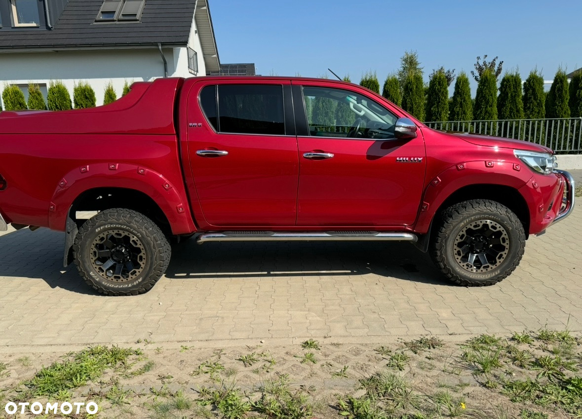 Toyota Hilux 2.4 D-4D Double Cab SR5 4x4 - 29