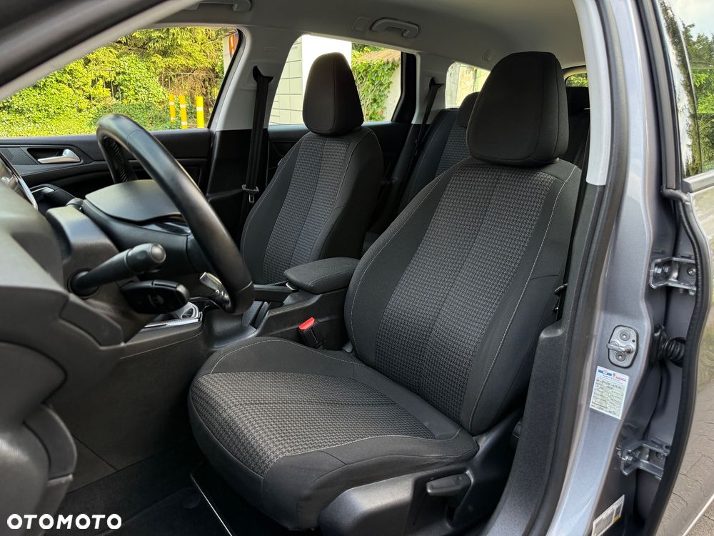 Peugeot 308 - 9