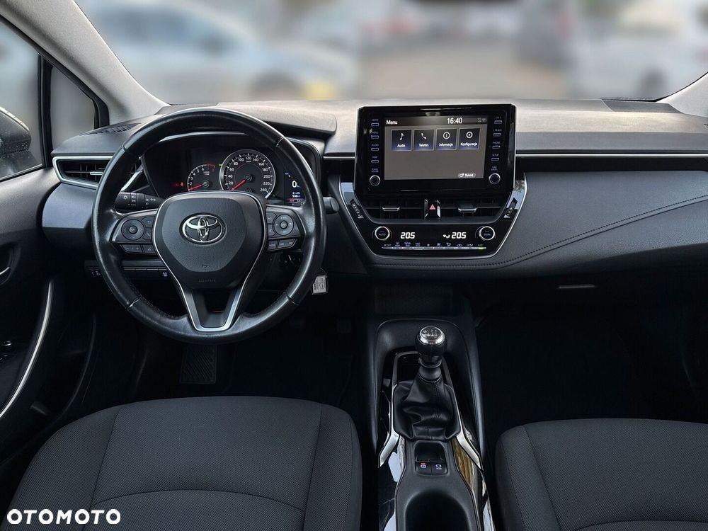 Toyota Corolla - 4