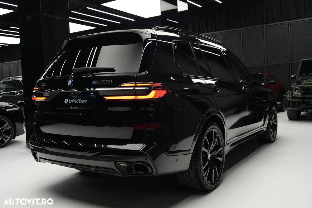 BMW X7 M60i xDrive AT MHEV - 37