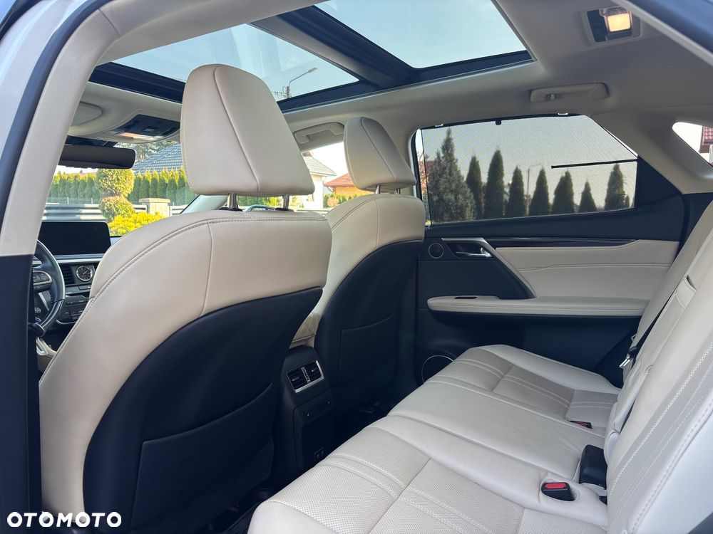 Lexus RX - 11