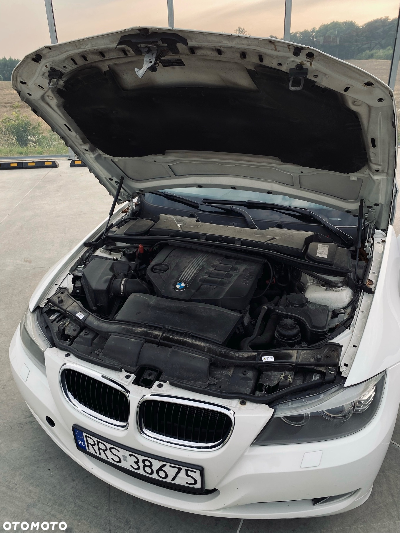 BMW Seria 3 320d Touring xDrive - 16