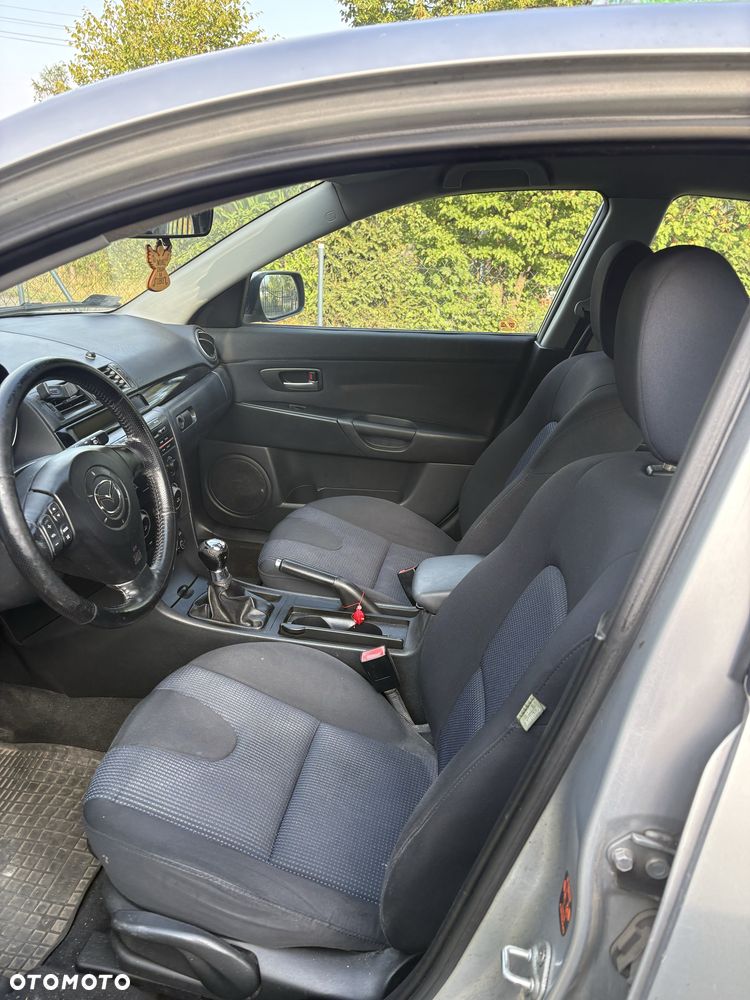 Mazda 3 - 6