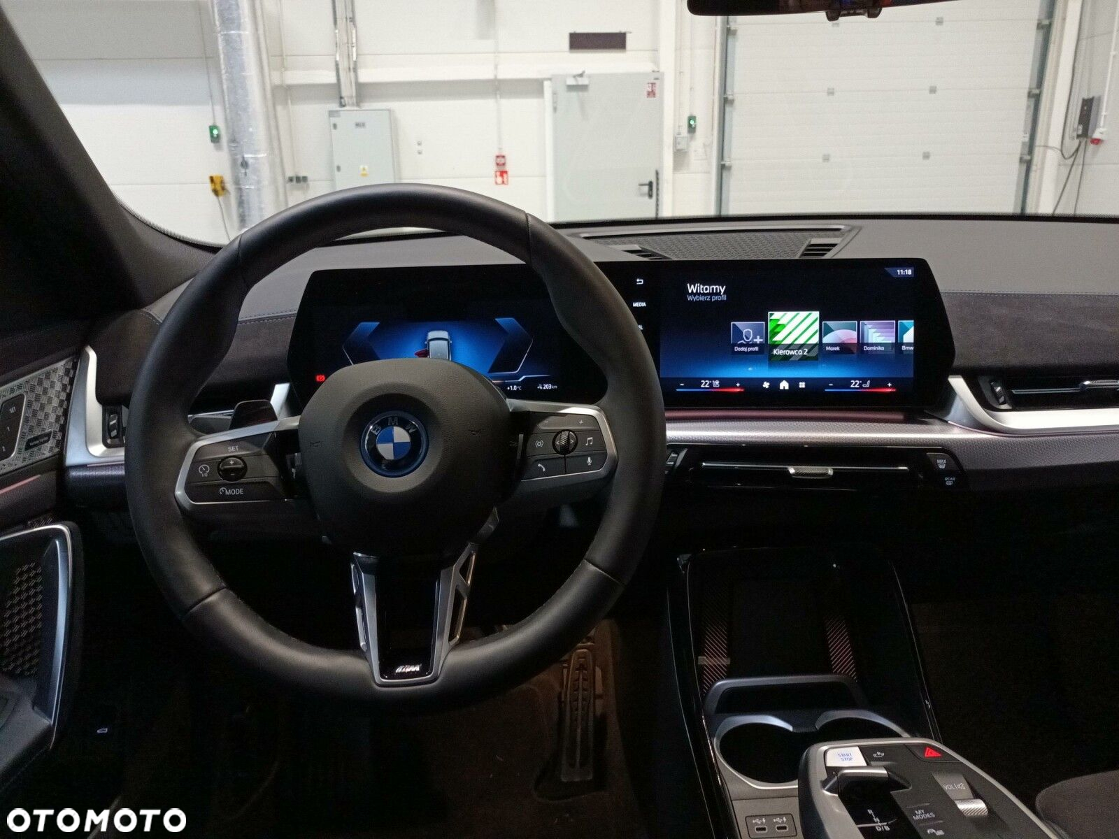 BMW iX2 - 14