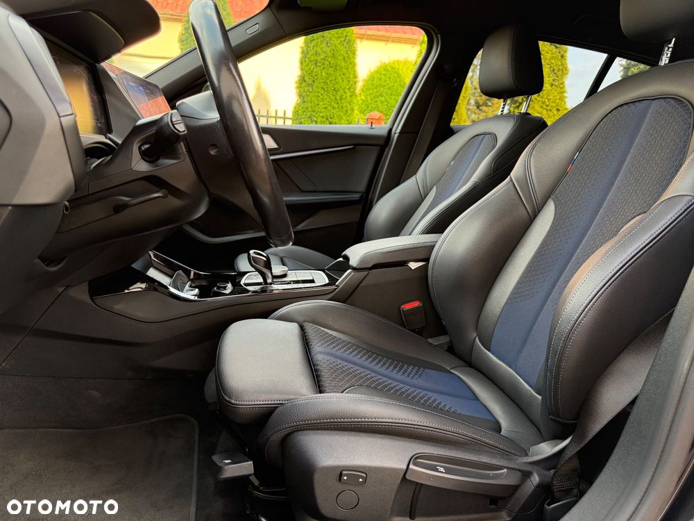BMW Seria 1 118i M Sport - 17