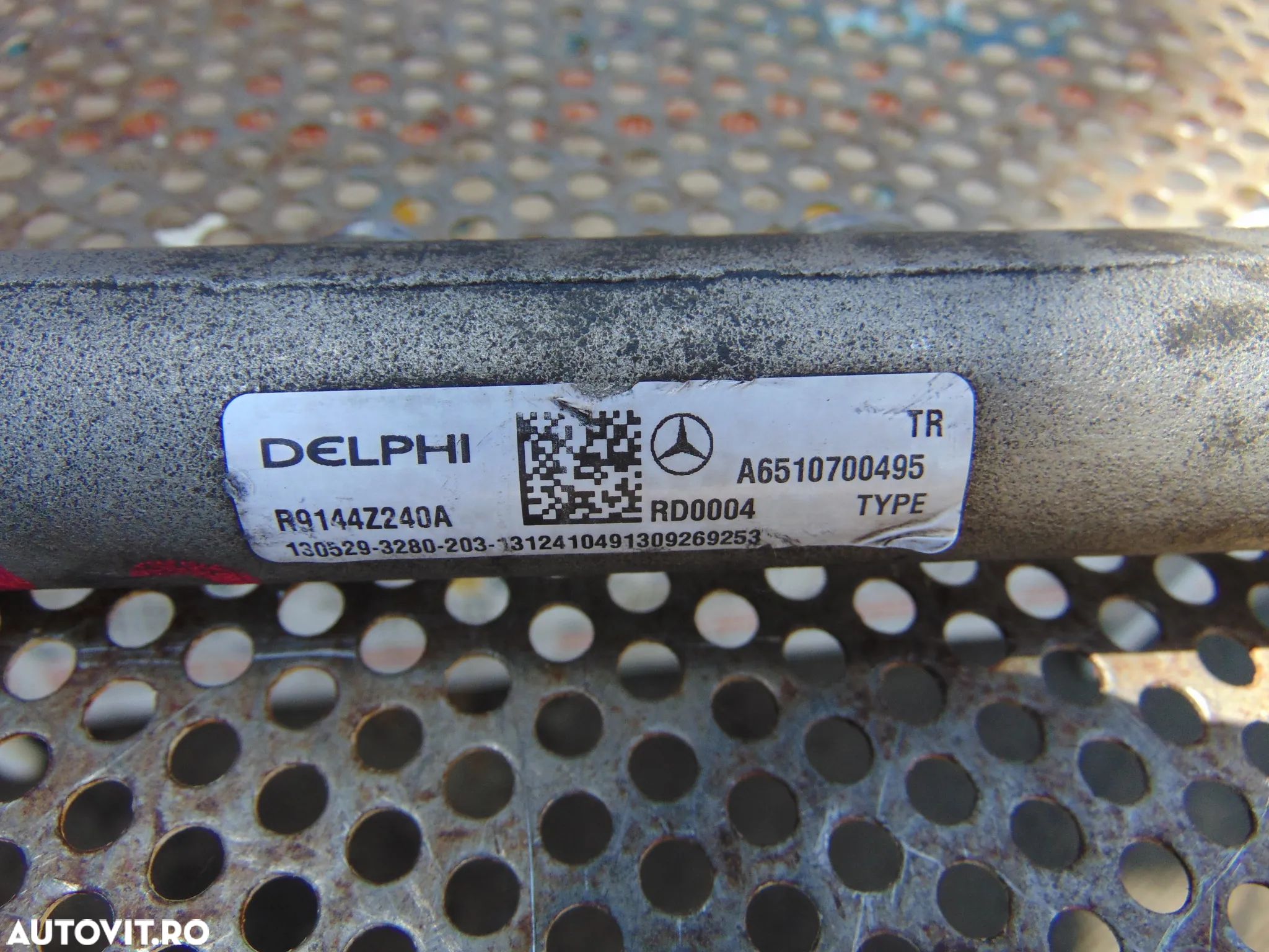 Rampa injectoare Mercedes 2.2 euro 5 Sprinter vito w906 w639 w204 w212 delphi cod a - 1