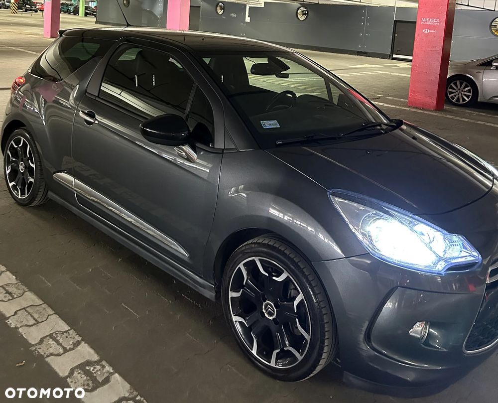 Citroën DS3 1.6 THP SportChic - 2