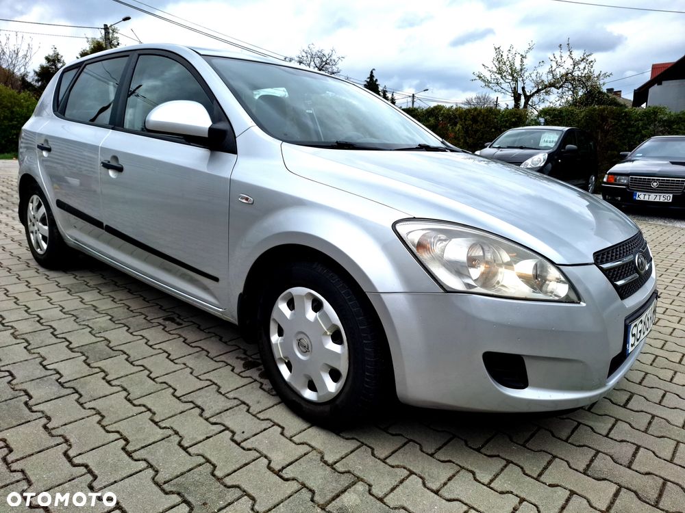 Kia Ceed - 18