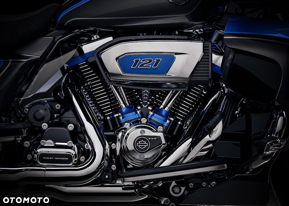 Harley-Davidson CVO Street Glide - 8