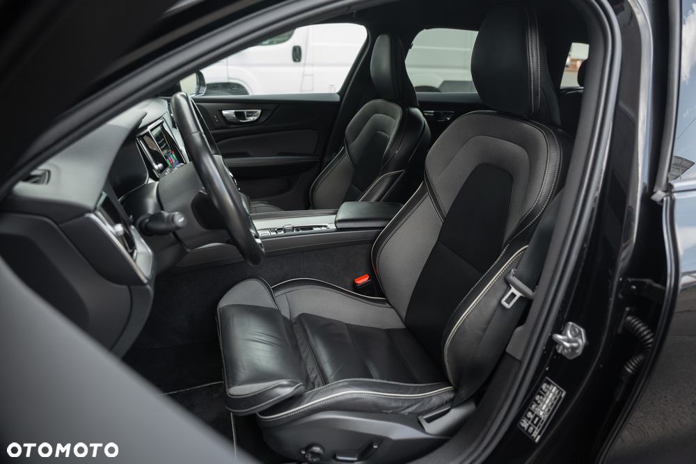Volvo V60 B3 B Geartronic RDesign - 25