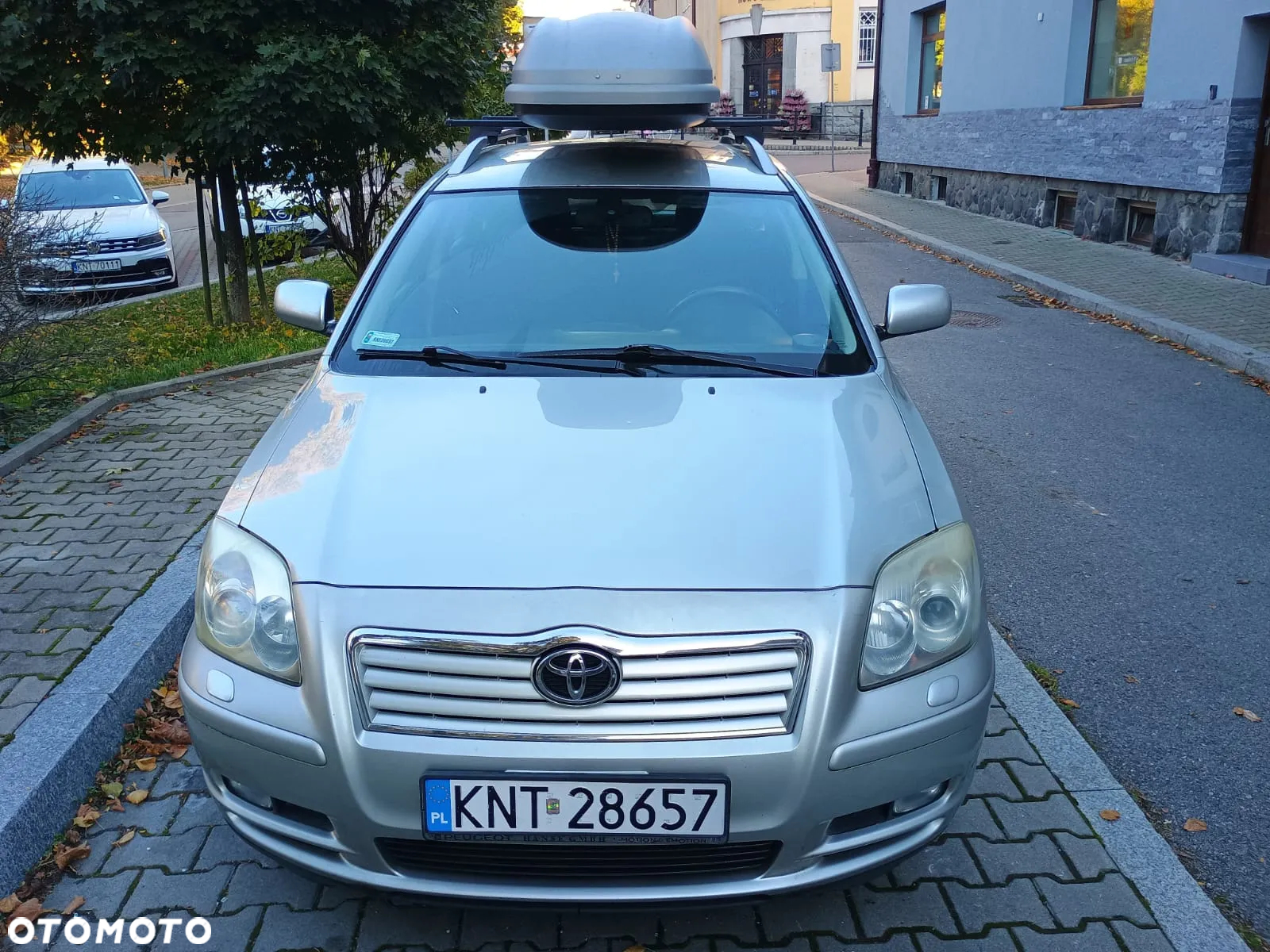Toyota Avensis 1.8 VVT-i Sol - 2